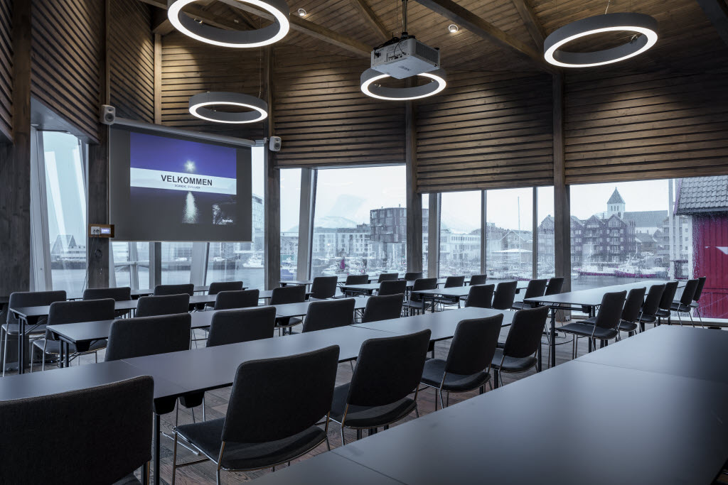 Photo by: Kjell Ove Storvik
mail@kjellovestorvik.com
Meeting room Lille Molla